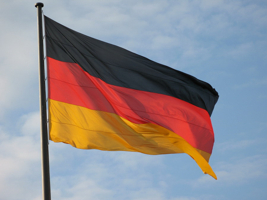 Национальный флаг Германии.