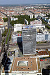Восточный Берлин. Вид с телевизионной башни «Fernsehturm» с высоты чуть более 200 метров. Вид на Александрплац.