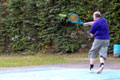 Поиграть в теннис, пинг-понг или футбол можно на Светлогорском стадионе